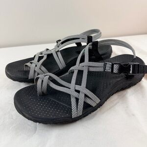 Skechers Women's Sandals in Black and White